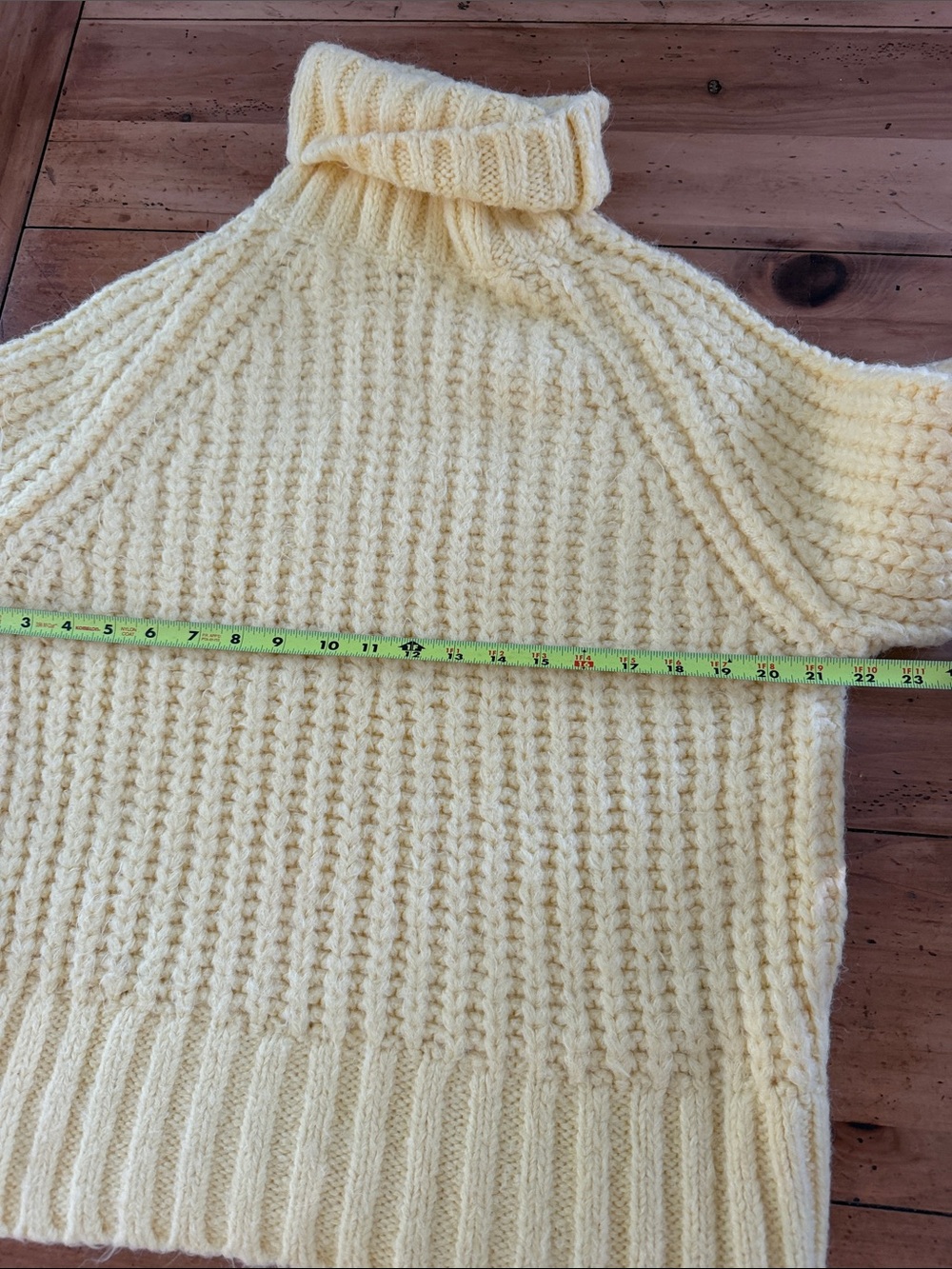 Anthropologie Pilcro Yellow Turtleneck size XS - Picture 9 of 11